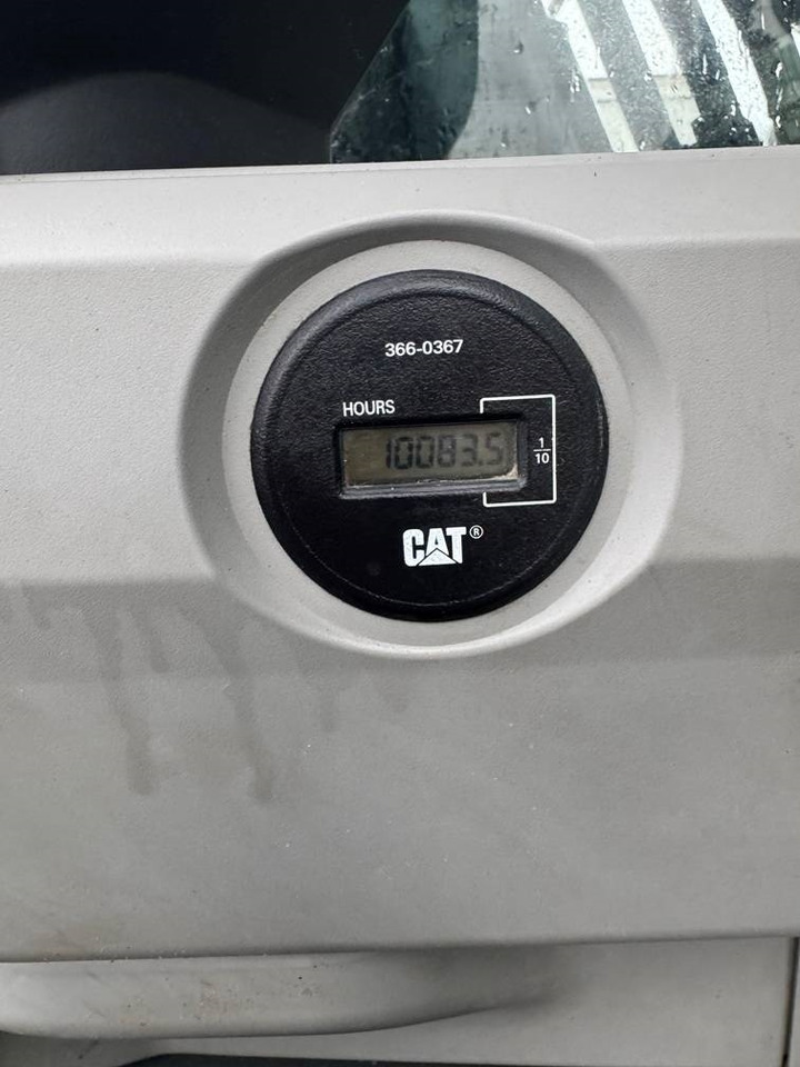 Гусеничный экскаватор CAT 324 EL: фото 19