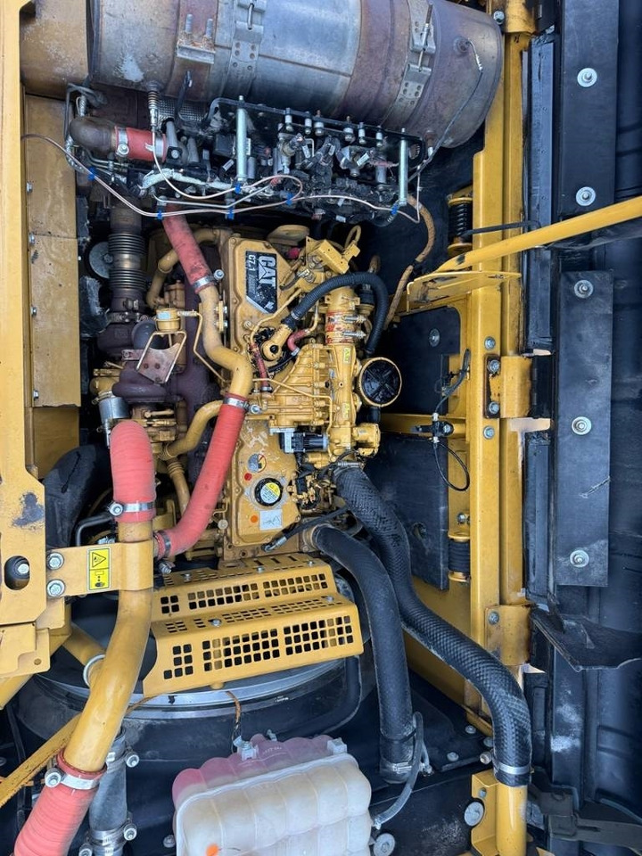 Гусеничный экскаватор CAT 324 EL: фото 10