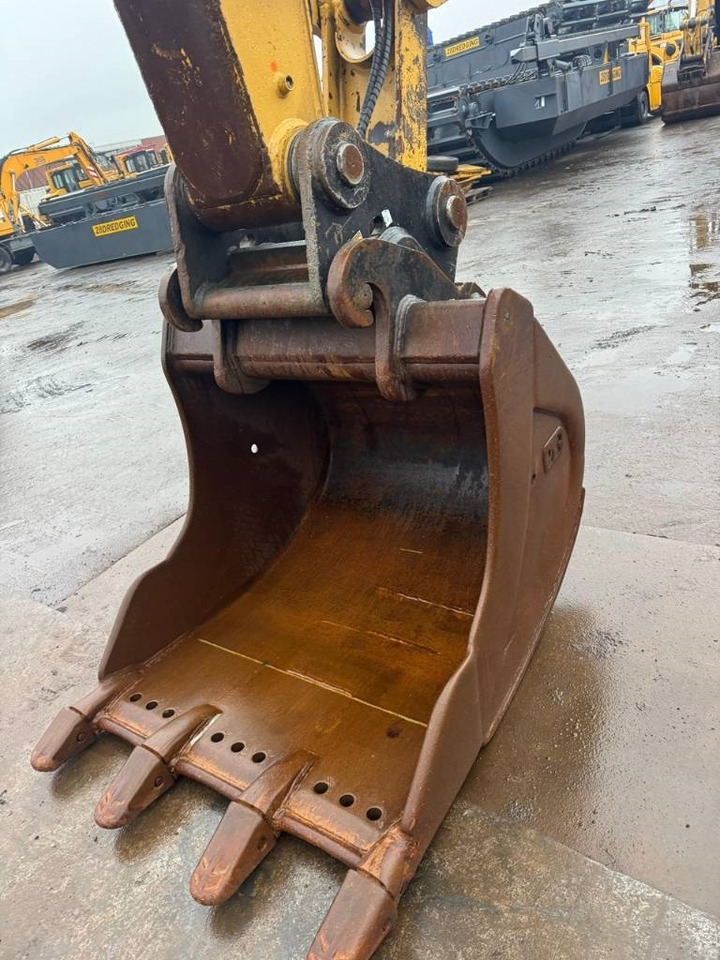 Гусеничный экскаватор CAT 324 EL: фото 8