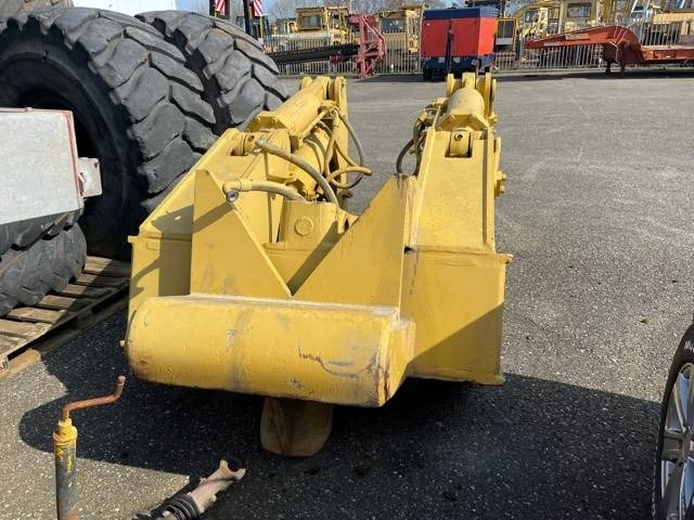 CAT D 8 R Ripper - Рыхлитель для Строительной техники: фото 2 CAT D 8 R Ripper - Рыхлитель для Строительной техники: фото 2