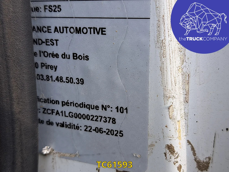 Грузовик-цистерна Iveco EuroCargo 120 E15: фото 18 Грузовик-цистерна Iveco EuroCargo 120 E15: фото 18