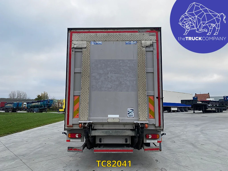 Renault Midlum 210 - Грузовик с закрытым кузовом: фото 3 Renault Midlum 210 - Грузовик с закрытым кузовом: фото 3