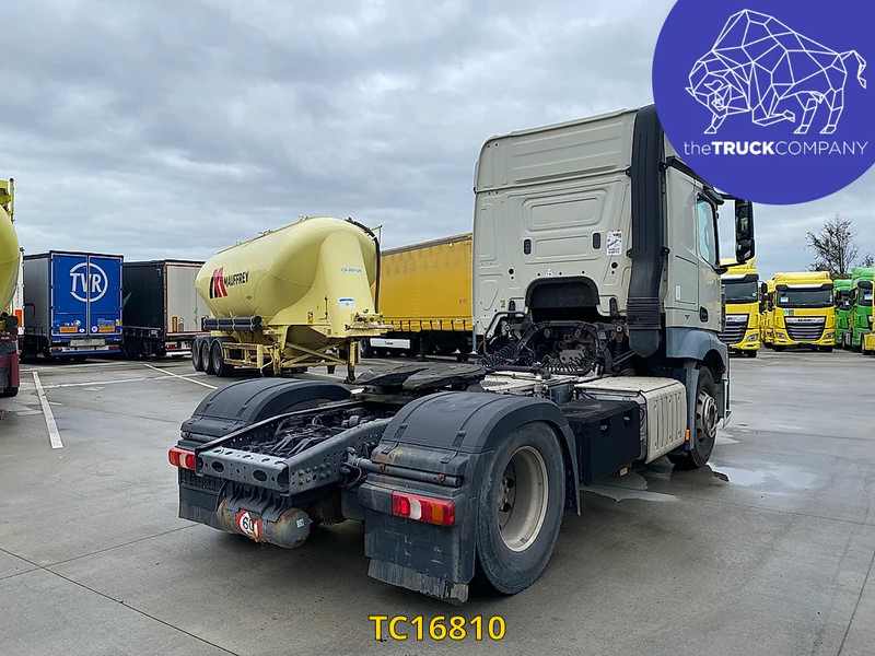 Тягач Mercedes-Benz Actros 1843: фото 7