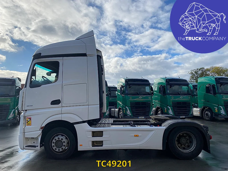 Mercedes-Benz Actros 1845 - Тягач: фото 2 Mercedes-Benz Actros 1845 - Тягач: фото 2
