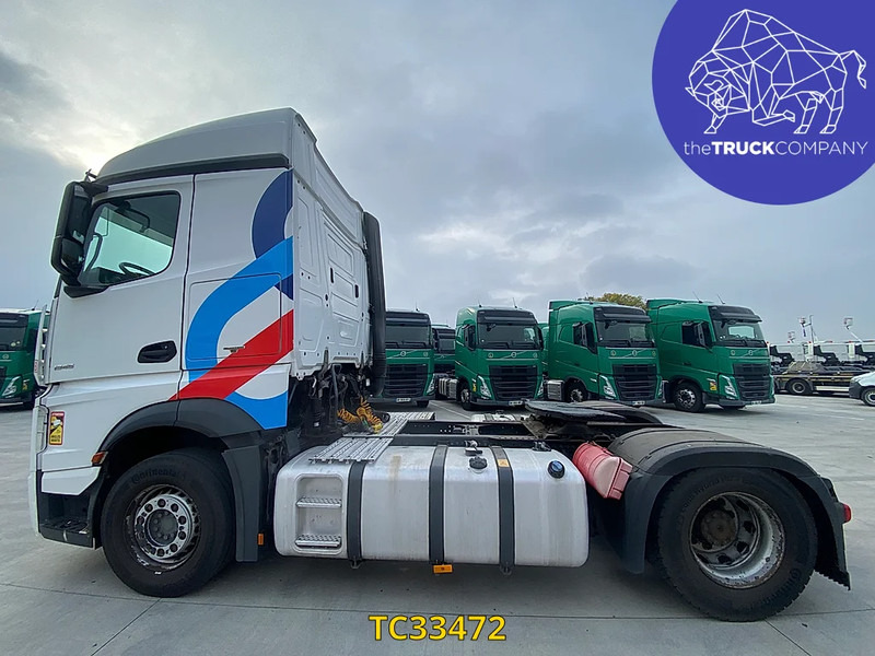 Mercedes-Benz Actros 1945 - Тягач: фото 2 Mercedes-Benz Actros 1945 - Тягач: фото 2