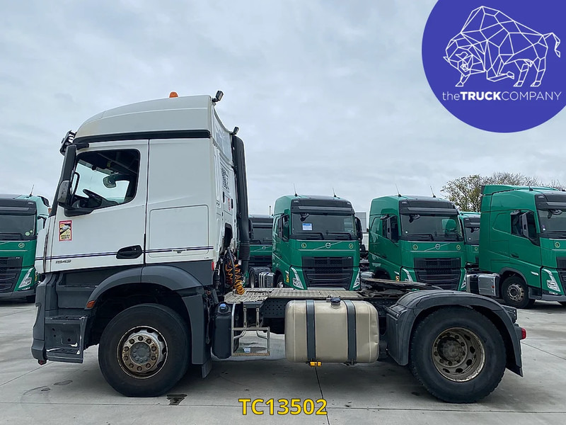 Mercedes-Benz Arocs 1943 - Тягач: фото 2 Mercedes-Benz Arocs 1943 - Тягач: фото 2