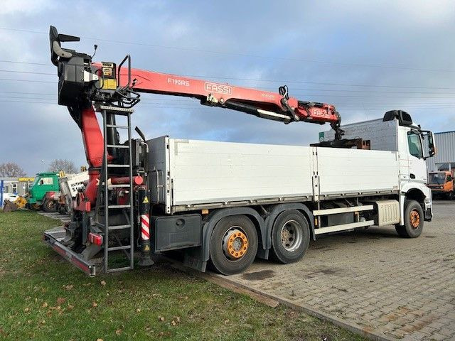 Mercedes-Benz 2545 Kran FASSI F195AS Mercedes-Benz 2545 Kran FASSI F195AS - Грузовик бортовой/ Платформа, Автоманипулятор: фото 3 Mercedes-Benz 2545 Kran FASSI F195AS Mercedes-Benz 2545 Kran FASSI F195AS - Грузовик бортовой/ Платформа, Автоманипулятор: фото 3