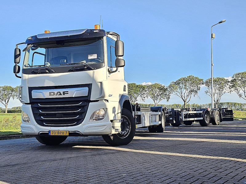 DAF CF 410 20FT TANKCONTAINER - Грузовик-контейнеровоз/ Сменный кузов: фото 1 DAF CF 410 20FT TANKCONTAINER - Грузовик-контейнеровоз/ Сменный кузов: фото 1