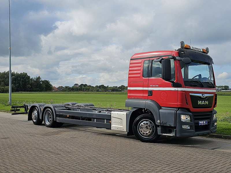 MAN 26.320 TGS 6X2-4 LL WB 590 - Грузовик-шасси: фото 5 MAN 26.320 TGS 6X2-4 LL WB 590 - Грузовик-шасси: фото 5