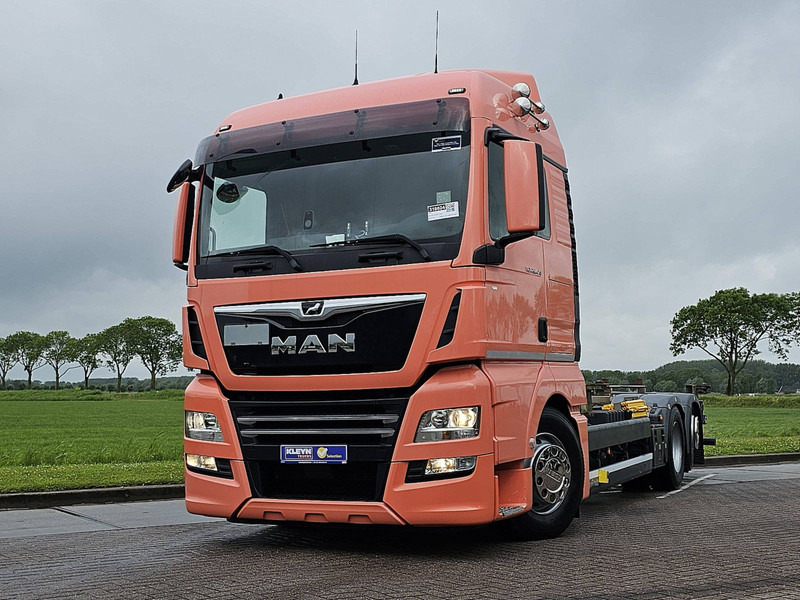 MAN 26.470 TGX 280tkm - Грузовик-контейнеровоз/ Сменный кузов: фото 1 MAN 26.470 TGX 280tkm - Грузовик-контейнеровоз/ Сменный кузов: фото 1