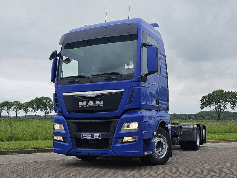 MAN 26.480 TGX XXL 6X2 - Грузовик-шасси: фото 1 MAN 26.480 TGX XXL 6X2 - Грузовик-шасси: фото 1