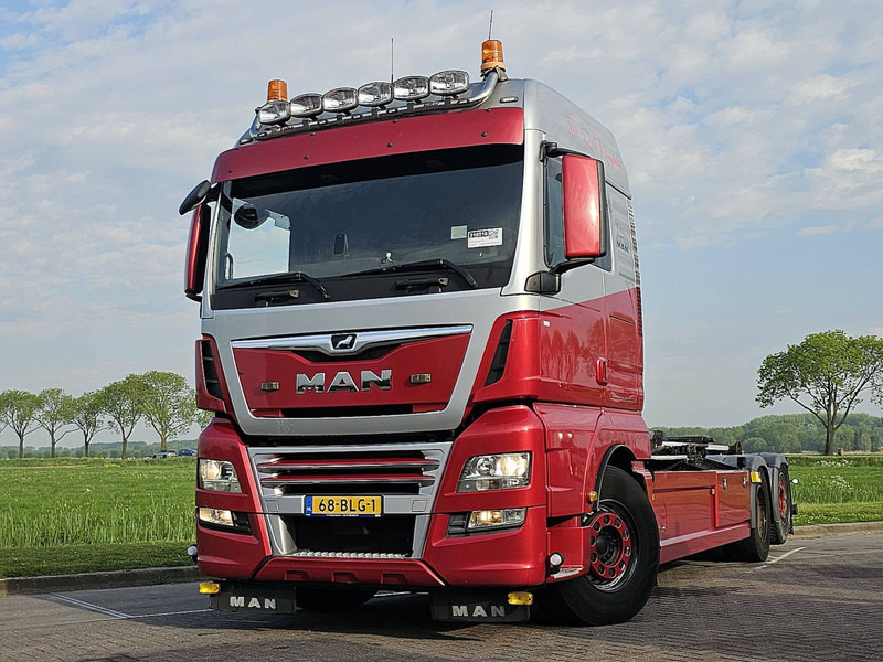 MAN 26.500 TGX 6X2 VDL 25 TON - Крюковой мультилифт: фото 1 MAN 26.500 TGX 6X2 VDL 25 TON - Крюковой мультилифт: фото 1
