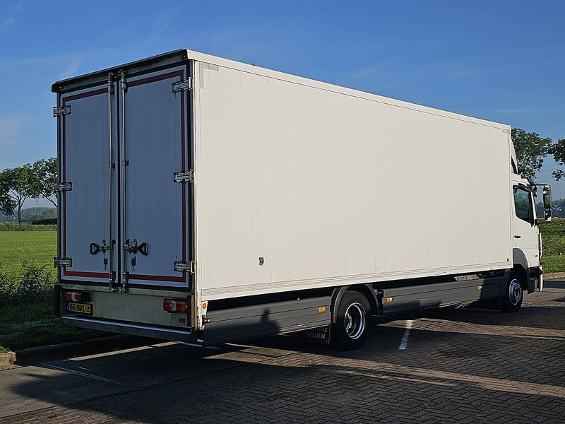 Mercedes-Benz ATEGO 818 - Грузовик с закрытым кузовом: фото 3 Mercedes-Benz ATEGO 818 - Грузовик с закрытым кузовом: фото 3