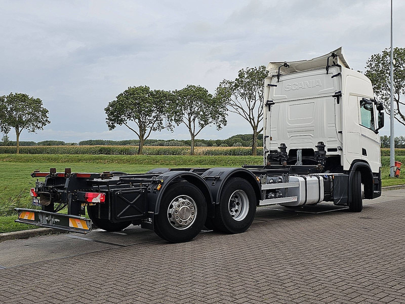Scania R450 6x2*4 - Грузовик-контейнеровоз/ Сменный кузов: фото 3 Scania R450 6x2*4 - Грузовик-контейнеровоз/ Сменный кузов: фото 3