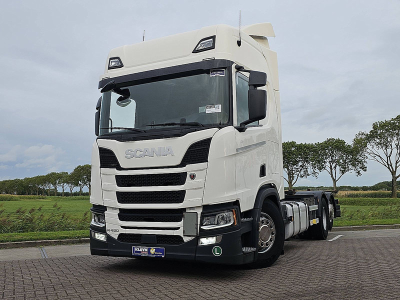 Scania R450 6x2*4 - Грузовик-контейнеровоз/ Сменный кузов: фото 1 Scania R450 6x2*4 - Грузовик-контейнеровоз/ Сменный кузов: фото 1