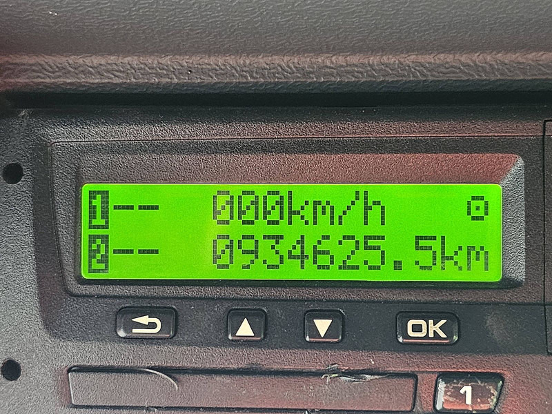 Тягач Scania R410: фото 9