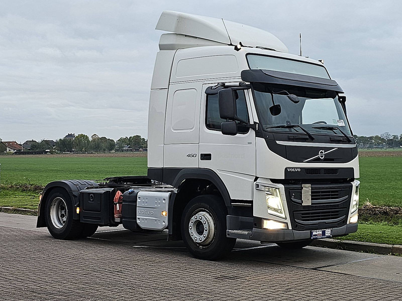 Volvo FM 450 GLOBETROTTER ADR - Тягач: фото 3 Volvo FM 450 GLOBETROTTER ADR - Тягач: фото 3