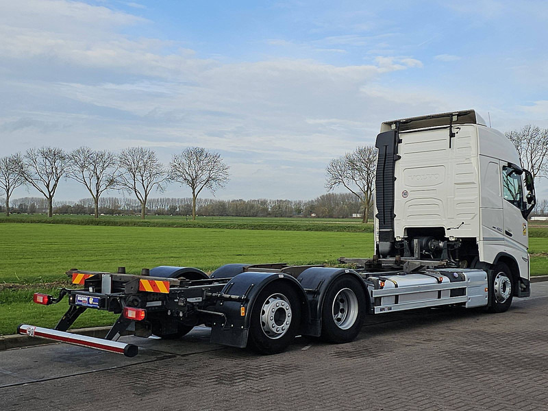 Volvo FH 460 - Грузовик-контейнеровоз/ Сменный кузов: фото 3 Volvo FH 460 - Грузовик-контейнеровоз/ Сменный кузов: фото 3