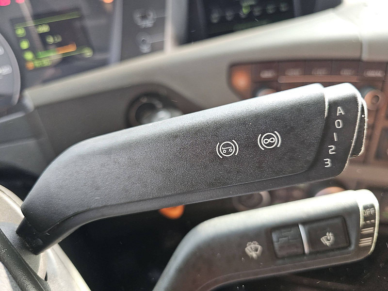 Грузовик-контейнеровоз/ Сменный кузов Volvo FH 460 XL XENON WB490: фото 12 Грузовик-контейнеровоз/ Сменный кузов Volvo FH 460 XL XENON WB490: фото 12