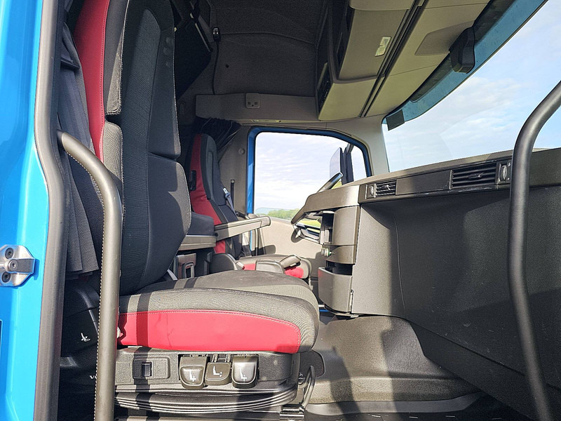 Грузовик-контейнеровоз/ Сменный кузов Volvo FH 460 XL XENON WB490: фото 7 Грузовик-контейнеровоз/ Сменный кузов Volvo FH 460 XL XENON WB490: фото 7