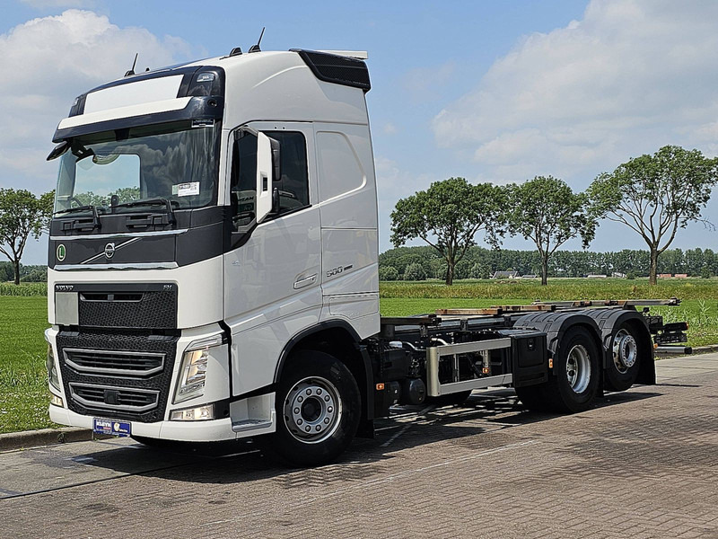 Volvo FH 500 - Грузовик-контейнеровоз/ Сменный кузов: фото 2 Volvo FH 500 - Грузовик-контейнеровоз/ Сменный кузов: фото 2