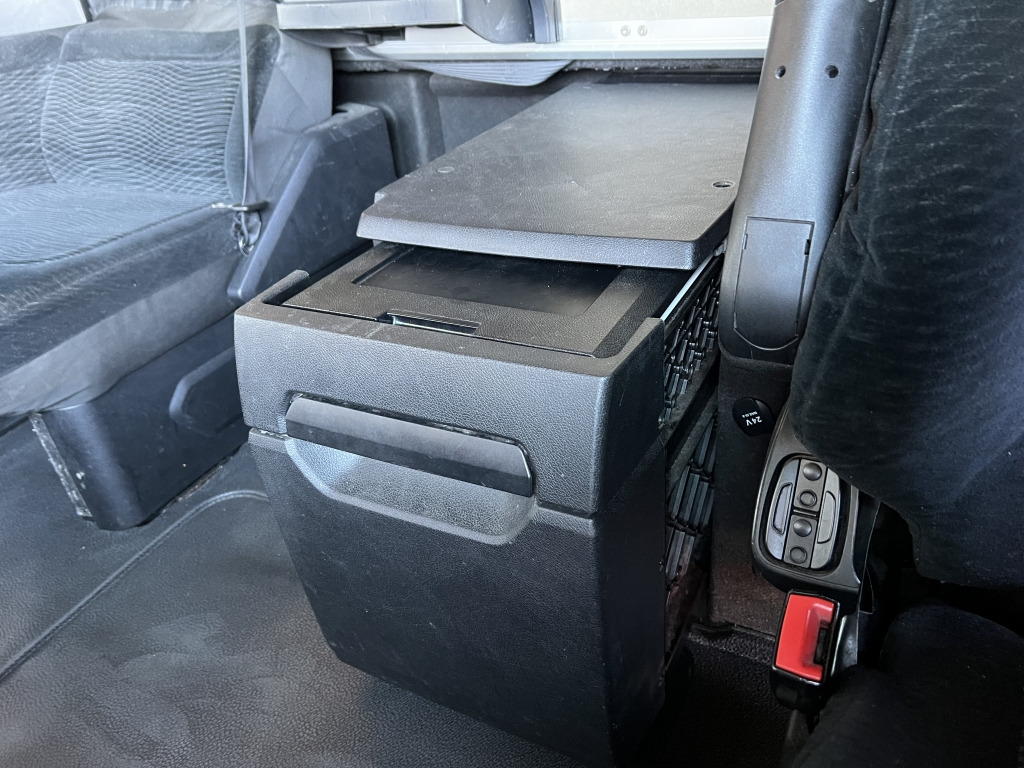 Mercedes-Benz Actros 1840 MEGA Jumbo Klima Reatarder ACC-Tempo - Грузовик-контейнеровоз/ Сменный кузов: фото 3 Mercedes-Benz Actros 1840 MEGA Jumbo Klima Reatarder ACC-Tempo - Грузовик-контейнеровоз/ Сменный кузов: фото 3