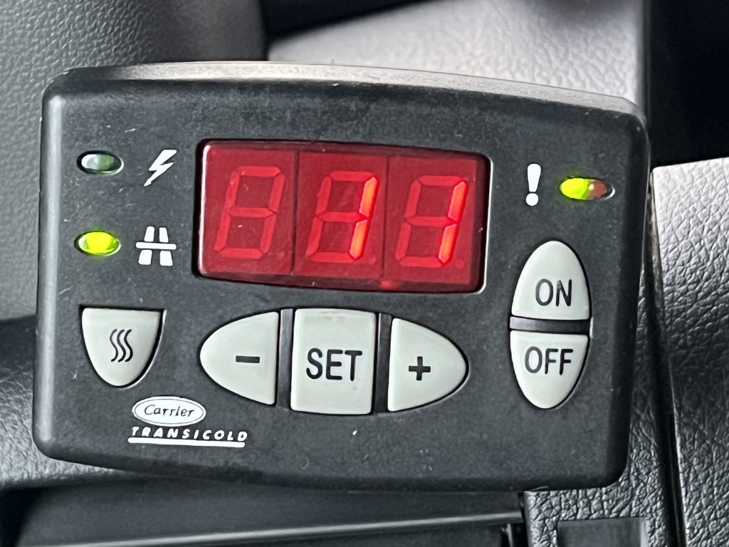 Mercedes-Benz Sprinter 316 CDI 4x4 3,4m CarrierViento Tiefkühl - Фургон-рефрижератор: фото 2 Mercedes-Benz Sprinter 316 CDI 4x4 3,4m CarrierViento Tiefkühl - Фургон-рефрижератор: фото 2