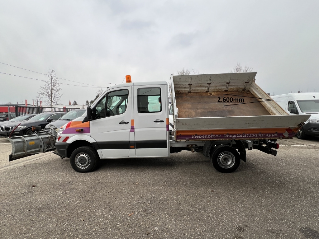 Малотоннажный самосвал, Грузопассажирский фургон Mercedes-Benz Sprinter 316 CDI 4x4 6-Sitzer Doka 2,2m Schild: фото 12