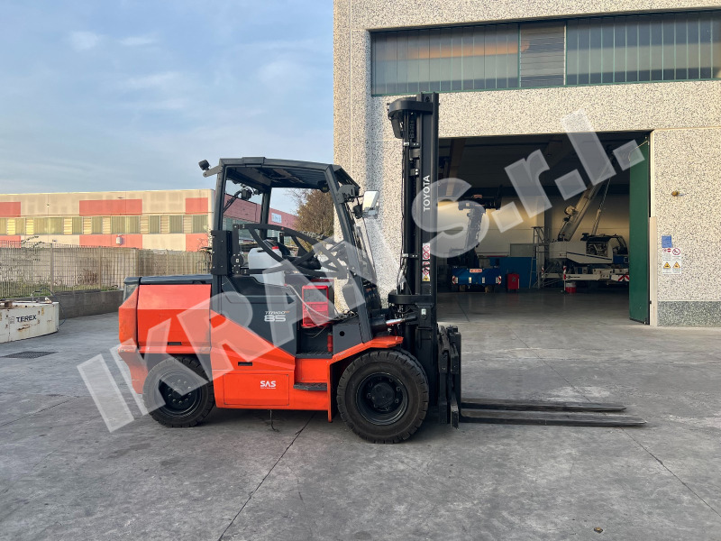 Toyota TRAIGO HT 85 8FBMHT85 - Другая техника: фото 2 Toyota TRAIGO HT 85 8FBMHT85 - Другая техника: фото 2