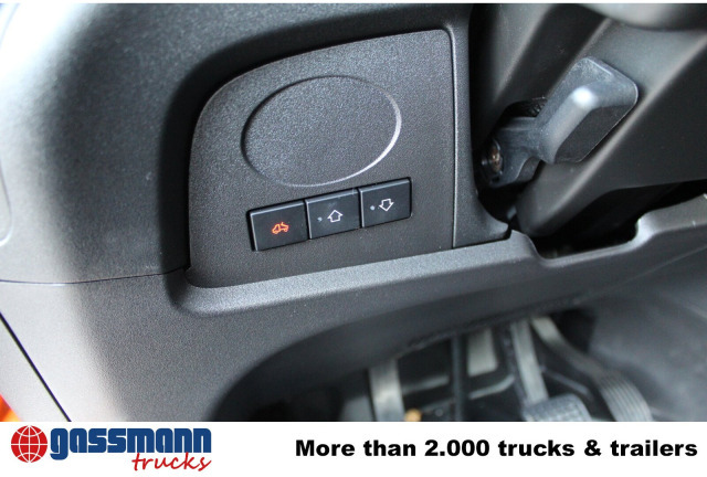 Iveco Daily 70C18H 4x2 mit Kran HMF 340-K3, Funk - Самосвал, Автоманипулятор: фото 4 Iveco Daily 70C18H 4x2 mit Kran HMF 340-K3, Funk - Самосвал, Автоманипулятор: фото 4