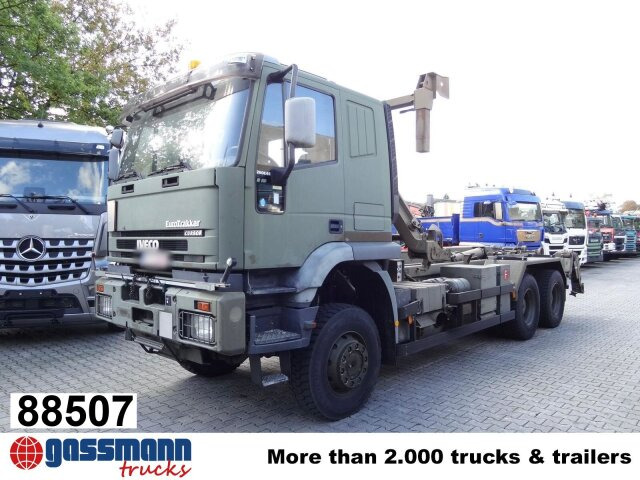 Iveco EuroTrakker 260E44W 6X6, Retarder, ADR - Крюковой мультилифт: фото 1 Iveco EuroTrakker 260E44W 6X6, Retarder, ADR - Крюковой мультилифт: фото 1