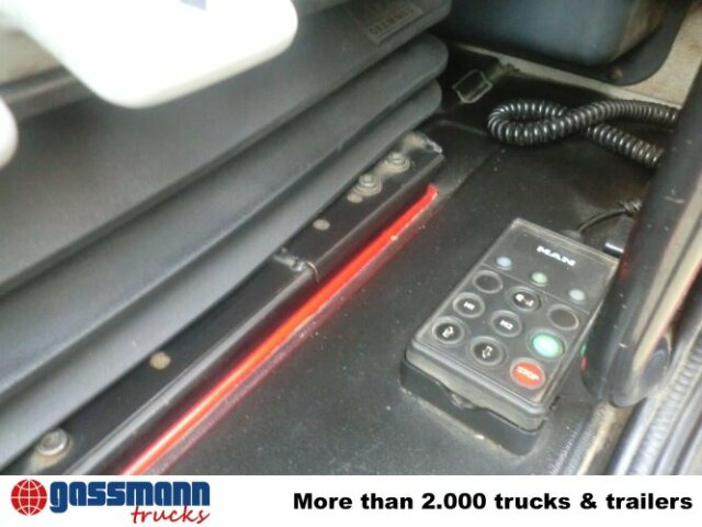 MAN L35 10.163 4x2 - Грузовик с закрытым кузовом: фото 3 MAN L35 10.163 4x2 - Грузовик с закрытым кузовом: фото 3