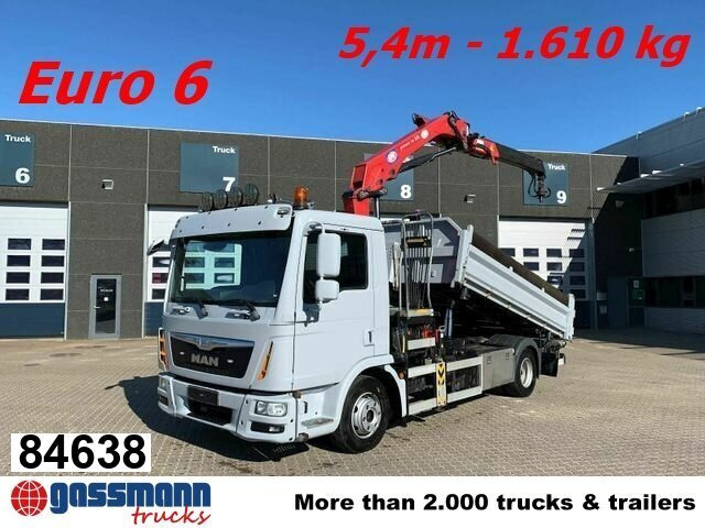 MAN TGL 12.180 4X2 BL mit Kran HMF 900-K1 - Самосвал, Автоманипулятор: фото 1 MAN TGL 12.180 4X2 BL mit Kran HMF 900-K1 - Самосвал, Автоманипулятор: фото 1