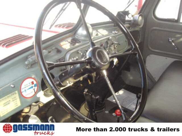 Magirus Deutz MAGIRUS URANUS 250D22 KW 16 Feuerwehr Kranwagen - Пожарная машина, Автоманипулятор: фото 2 Magirus Deutz MAGIRUS URANUS 250D22 KW 16 Feuerwehr Kranwagen - Пожарная машина, Автоманипулятор: фото 2