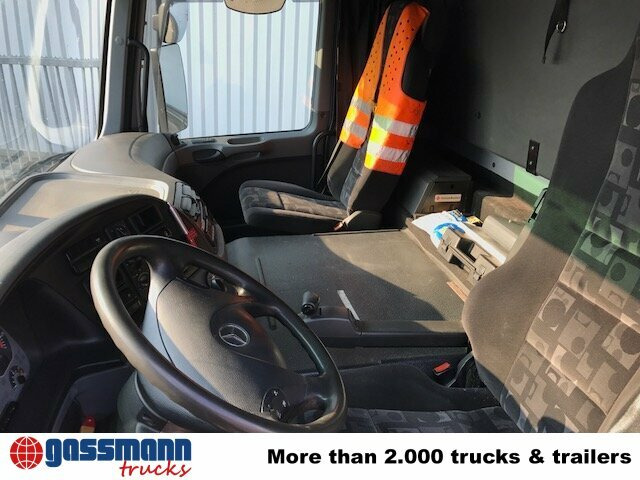 Mercedes-Benz Actros 1841 L 4x2, Esterer Tankaufbau ca. - Грузовик-цистерна: фото 5 Mercedes-Benz Actros 1841 L 4x2, Esterer Tankaufbau ca. - Грузовик-цистерна: фото 5