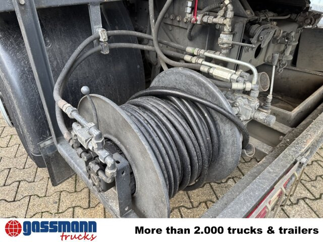 Mercedes-Benz Actros 2536 L 6x2, Müller Saug- und Spülwagen - Подметально-уборочная машина: фото 4 Mercedes-Benz Actros 2536 L 6x2, Müller Saug- und Spülwagen - Подметально-уборочная машина: фото 4