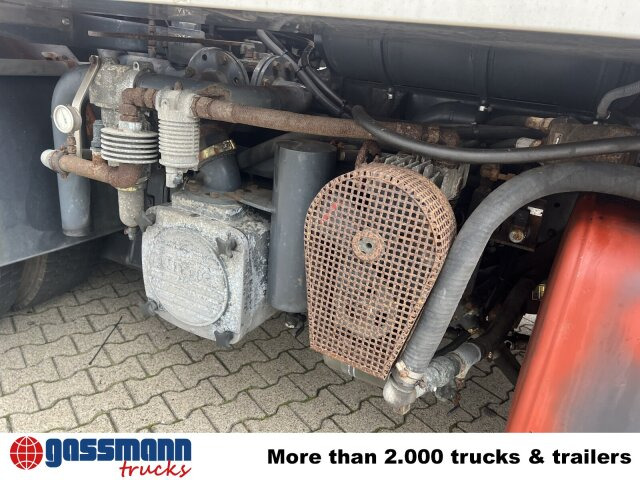 Mercedes-Benz Actros 2541 L 6x2, Lenkachse, Küller Saug- und - Подметально-уборочная машина: фото 2 Mercedes-Benz Actros 2541 L 6x2, Lenkachse, Küller Saug- und - Подметально-уборочная машина: фото 2