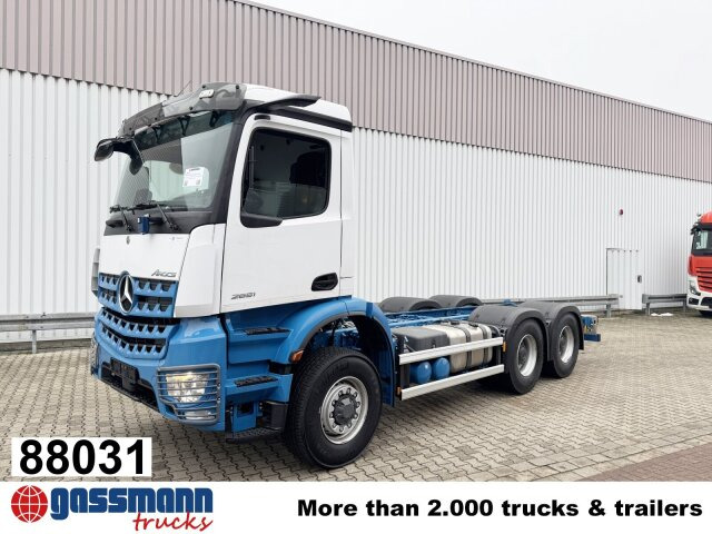 Mercedes-Benz Arocs 2651 L 6x6, HydroDrive, MirrorCam, - Грузовик-шасси: фото 1 Mercedes-Benz Arocs 2651 L 6x6, HydroDrive, MirrorCam, - Грузовик-шасси: фото 1