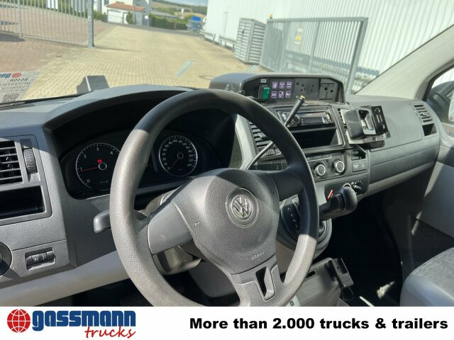 Volkswagen T5 2.0 TDI 4x2, Krankenwagen - Машина скорой помощи: фото 4 Volkswagen T5 2.0 TDI 4x2, Krankenwagen - Машина скорой помощи: фото 4