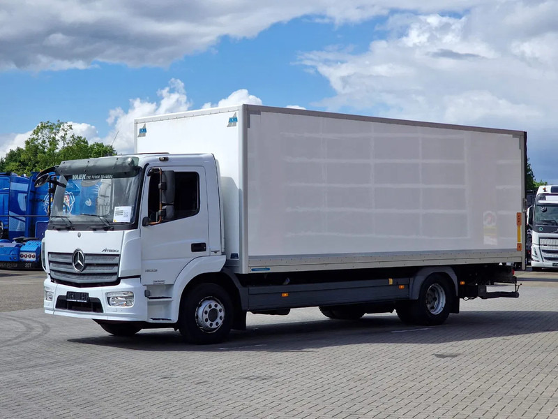 Mercedes-Benz Atego 1523 4x2 - 170 KW/230PS - Box - Zepro loadlift - Euro 6 - Грузовик с закрытым кузовом: фото 3 Mercedes-Benz Atego 1523 4x2 - 170 KW/230PS - Box - Zepro loadlift - Euro 6 - Грузовик с закрытым кузовом: фото 3
