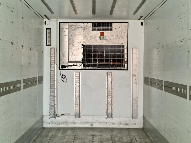 Изотермический полуприцеп Schmitz Cargobull SCB*S3B Thermoking SLXe 300 Frigo - Dhollandia Loadlift 2.000 KG: фото 16