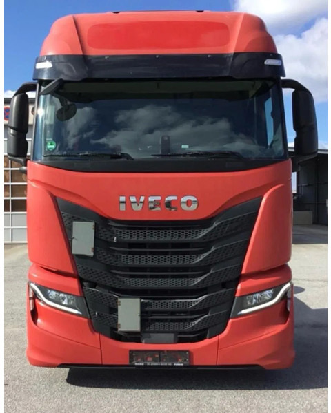 Iveco S-WAY 460 LNG - 4x2 - Retarder - Full air - Тягач: фото 2 Iveco S-WAY 460 LNG - 4x2 - Retarder - Full air - Тягач: фото 2