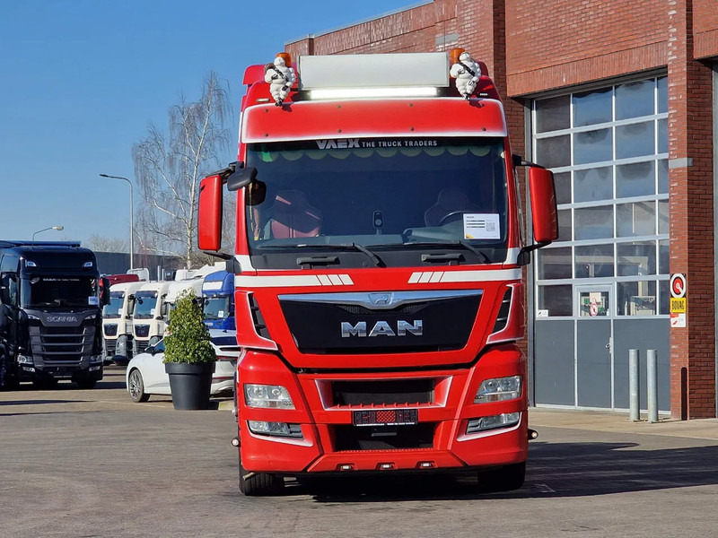 MAN TGX 26.560 XXL 6x2/4 - Custom interior - Steering axle - Euro 6 - AS Tronic - Тягач: фото 2 MAN TGX 26.560 XXL 6x2/4 - Custom interior - Steering axle - Euro 6 - AS Tronic - Тягач: фото 2