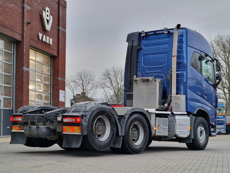 Volvo FH 16.750 Globetrotter 6x4 - Lift axle - HUB reduction - PTO/Hydraulic - 3.40 WB - Тягач: фото 4 Volvo FH 16.750 Globetrotter 6x4 - Lift axle - HUB reduction - PTO/Hydraulic - 3.40 WB - Тягач: фото 4