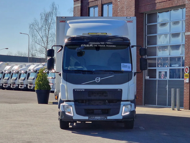 Volvo FL 250 4x2 Box truck, loading lift, 12T - Грузовик с закрытым кузовом: фото 2 Volvo FL 250 4x2 Box truck, loading lift, 12T - Грузовик с закрытым кузовом: фото 2