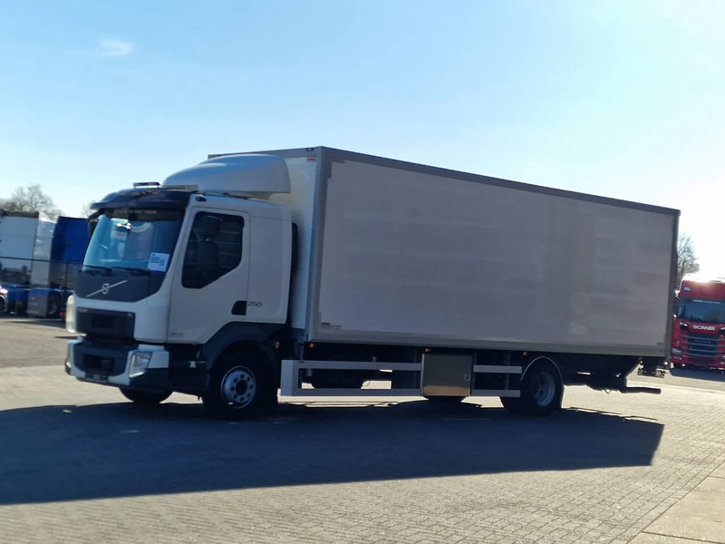 Volvo FL 250 4x2 Box truck, loading lift, 12T - Грузовик с закрытым кузовом: фото 3 Volvo FL 250 4x2 Box truck, loading lift, 12T - Грузовик с закрытым кузовом: фото 3