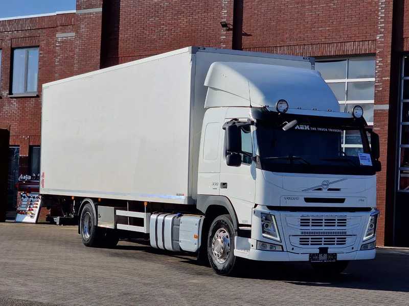 Volvo FM 330 4x2 - Carrier MT 18 Frigo - Loadlift - Full air - Sleepercab - Рефрижератор: фото 1 Volvo FM 330 4x2 - Carrier MT 18 Frigo - Loadlift - Full air - Sleepercab - Рефрижератор: фото 1