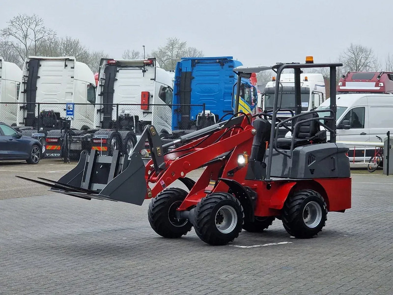 WOLF Aolite E606 - New/unused - Electric - with bucket and pallet fork. - Гусеничный мини-погрузчик: фото 3 WOLF Aolite E606 - New/unused - Electric - with bucket and pallet fork. - Гусеничный мини-погрузчик: фото 3