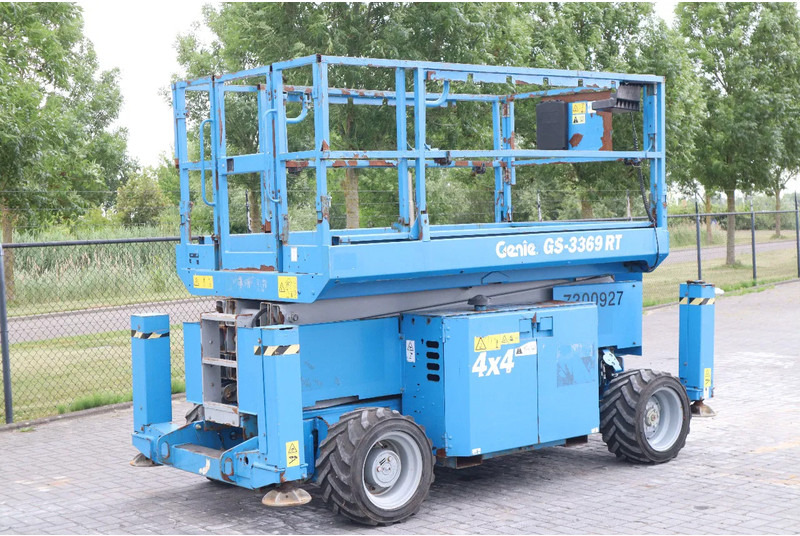 Genie GS-3369 RT | 12 METER | ROUGH TERRAIN - Ножничный подъемник: фото 5 Genie GS-3369 RT | 12 METER | ROUGH TERRAIN - Ножничный подъемник: фото 5