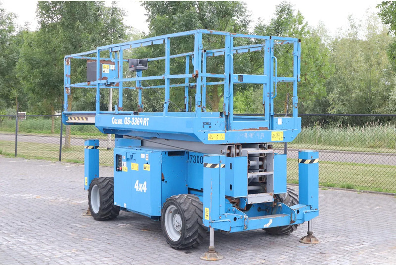 Genie GS-3369 RT | 12 METER | ROUGH TERRAIN - Ножничный подъемник: фото 3 Genie GS-3369 RT | 12 METER | ROUGH TERRAIN - Ножничный подъемник: фото 3